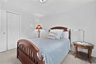 1910 Hawkins Ln, Eugene, OR 97405 - Photo 23