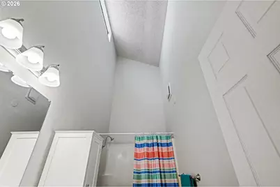 1123 E St, Independence, OR 97351 - Photo 13