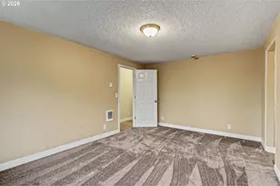 1123 E St, Independence, OR 97351 - Photo 17