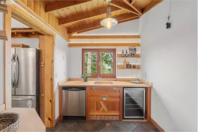 2550 Stiles Rd, Dallas, OR 97338 - Photo 15