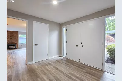 7265 SW 84th Ave, Portland, OR 97223 - Photo 3