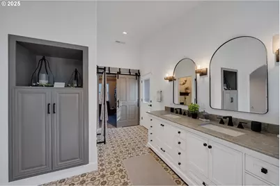 424 SW Cliff St, Depoe Bay, OR 97341 - Photo 27