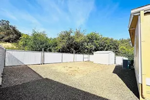 1014 Shadow Ranch Ln, Roseburg, OR 97470 - Photo 5