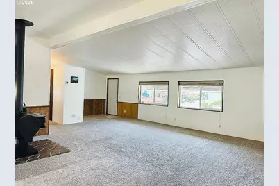 1014 Shadow Ranch Ln, Roseburg, OR 97470 - Photo 9