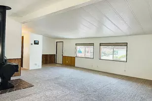 1014 Shadow Ranch Ln, Roseburg, OR 97470 - Photo 9