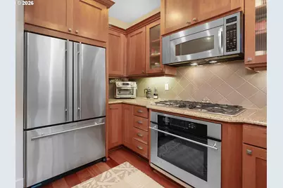 653 SW Foresta Ter, Portland, OR 97225 - Photo 11