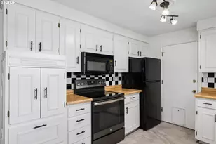 196 Hayden Bridge Way, Springfield, OR 97477 - Photo 17