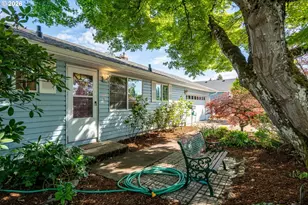 196 Hayden Bridge Way, Springfield, OR 97477 - Photo 3