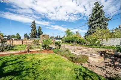 196 Hayden Bridge Way, Springfield, OR 97477 - Photo 37