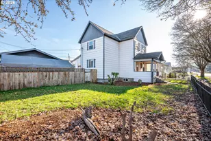 136 SW 3rd Ave, Castle Rock, WA 98611 - Photo 23