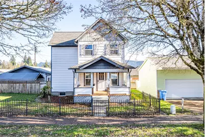 136 SW 3rd Ave, Castle Rock, WA 98611 - Photo 1