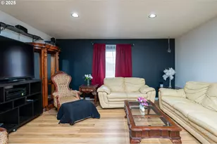 2837 SE 90th Pl, Portland, OR 97266 - Photo 7