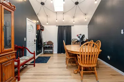 2837 SE 90th Pl, Portland, OR 97266 - Photo 5