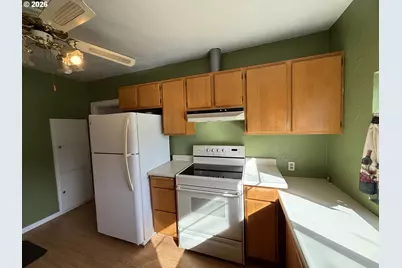 410 3rd Ave, Powers, OR 97466 - Photo 11