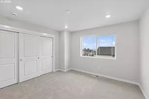 7522 NW Elise Ave, Portland, OR 97229 - Photo 9