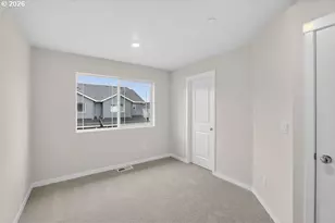 7522 NW Elise Ave, Portland, OR 97229 - Photo 11