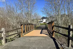 7522 NW Elise Ave, Portland, OR 97229 - Photo 27