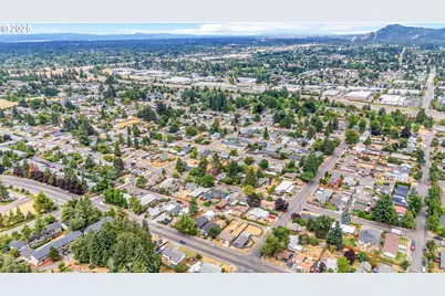 428 W Centennial Blvd, Springfield, OR 97477 - Photo 37