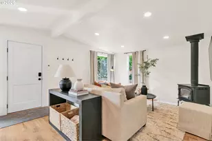 428 W Centennial Blvd, Springfield, OR 97477 - Photo 5