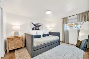 428 W Centennial Blvd, Springfield, OR 97477 - Photo 17