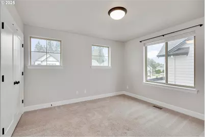 1009 NE 17th Ave, Canby, OR 97013 - Photo 19