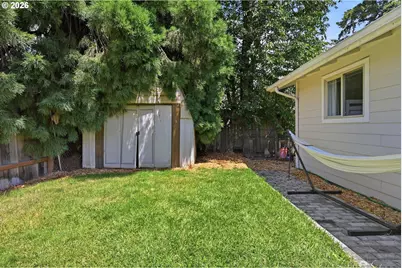 373 Palm Ave, Woodburn, OR 97071 - Photo 35
