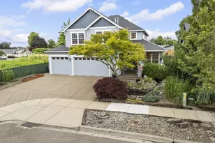 535 Maple St, Mount Angel, OR 97362 - Photo 1