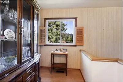 3027 SW Illinois St, Portland, OR 97239 - Photo 7