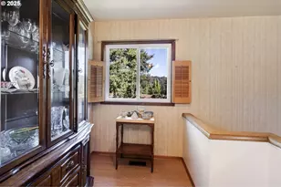 3027 SW Illinois St, Portland, OR 97239 - Photo 7