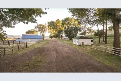 46310 Cook Rd, Baker City, OR 97814 - Photo 11
