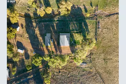 46310 Cook Rd, Baker City, OR 97814 - Photo 17