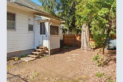 438 SE 30th Pl, Portland, OR 97214 - Photo 13