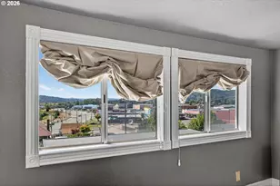 246 E Main St, Coquille, OR 97423 - Photo 27