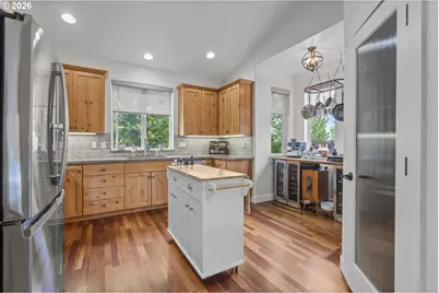 447 NW Mt Mazama St, McMinnville, OR 97128 - Photo 13
