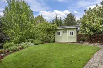 447 NW Mt Mazama St, McMinnville, OR 97128 - Photo 45