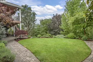 447 NW Mount Mazama St, McMinnville, OR 97128 - Photo 41