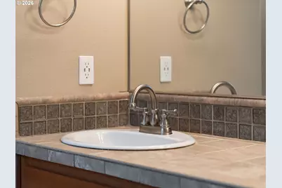 8015 NE 61st St, Vancouver, WA 98662 - Photo 19