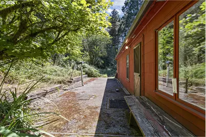 18300 Bryant Rd, Lake Oswego, OR 97034 - Photo 33