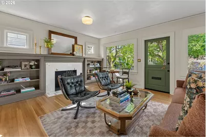 2714 NE Everett St, Portland, OR 97232 - Photo 5