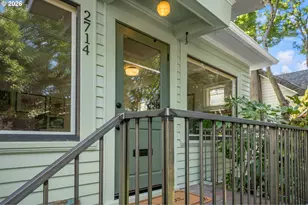 2714 NE Everett St, Portland, OR 97232 - Photo 3
