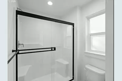 2260 NE 207th Pl, Fairview, OR 97024 - Photo 21