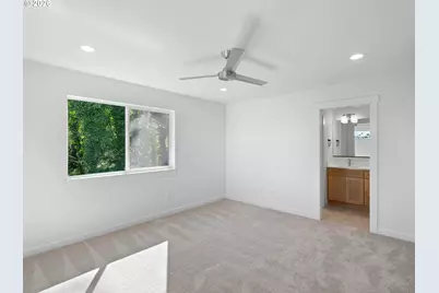 2260 NE 207th Pl, Fairview, OR 97024 - Photo 17