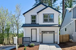 2260 NE 207th Pl, Fairview, OR 97024 - Photo 1