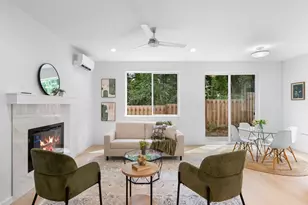 2260 NE 207th Pl, Fairview, OR 97024 - Photo 5