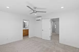 2260 NE 207th Pl, Fairview, OR 97024 - Photo 17