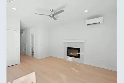 2260 NE 207th Pl, Fairview, OR 97024 - Photo 11