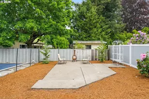 570 NW Birdsdale Ave, Gresham, OR 97030 - Photo 35