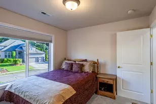 2445 NW 29th Ave, Camas, WA 98607 - Photo 27