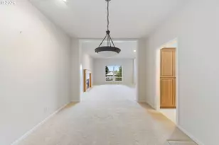 310 NW Foxglove St, Dallas, OR 97338 - Photo 19