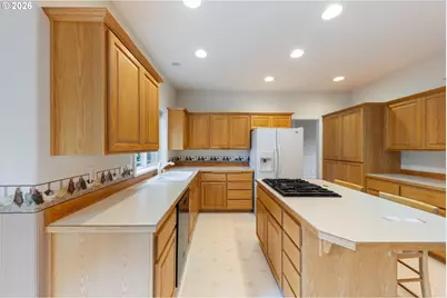 310 NW Foxglove St, Dallas, OR 97338 - Photo 15